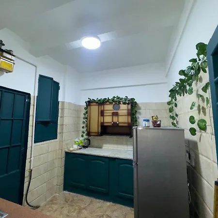1Room In Front France Institute2